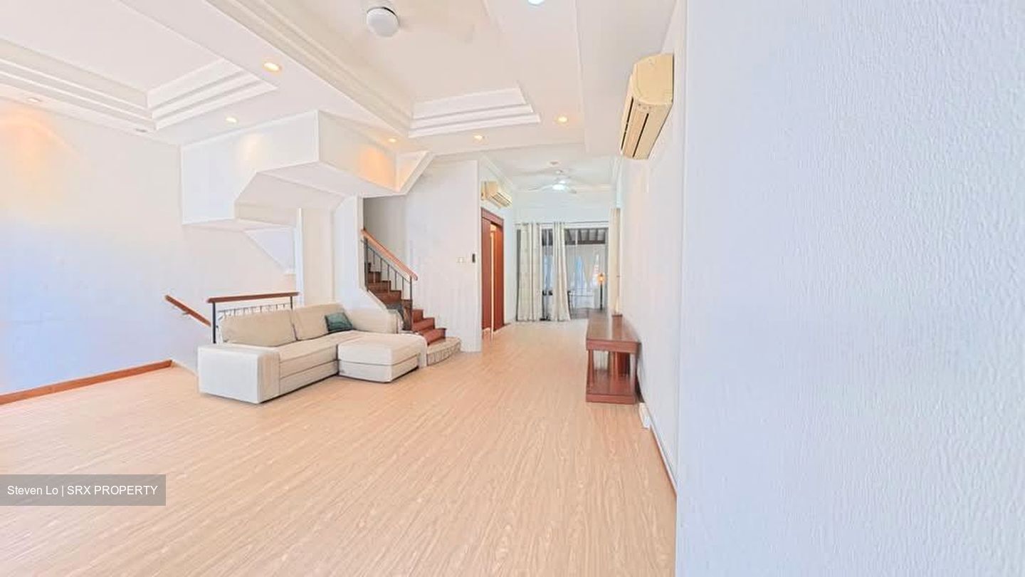Dmanor (D16), Terrace #593621731